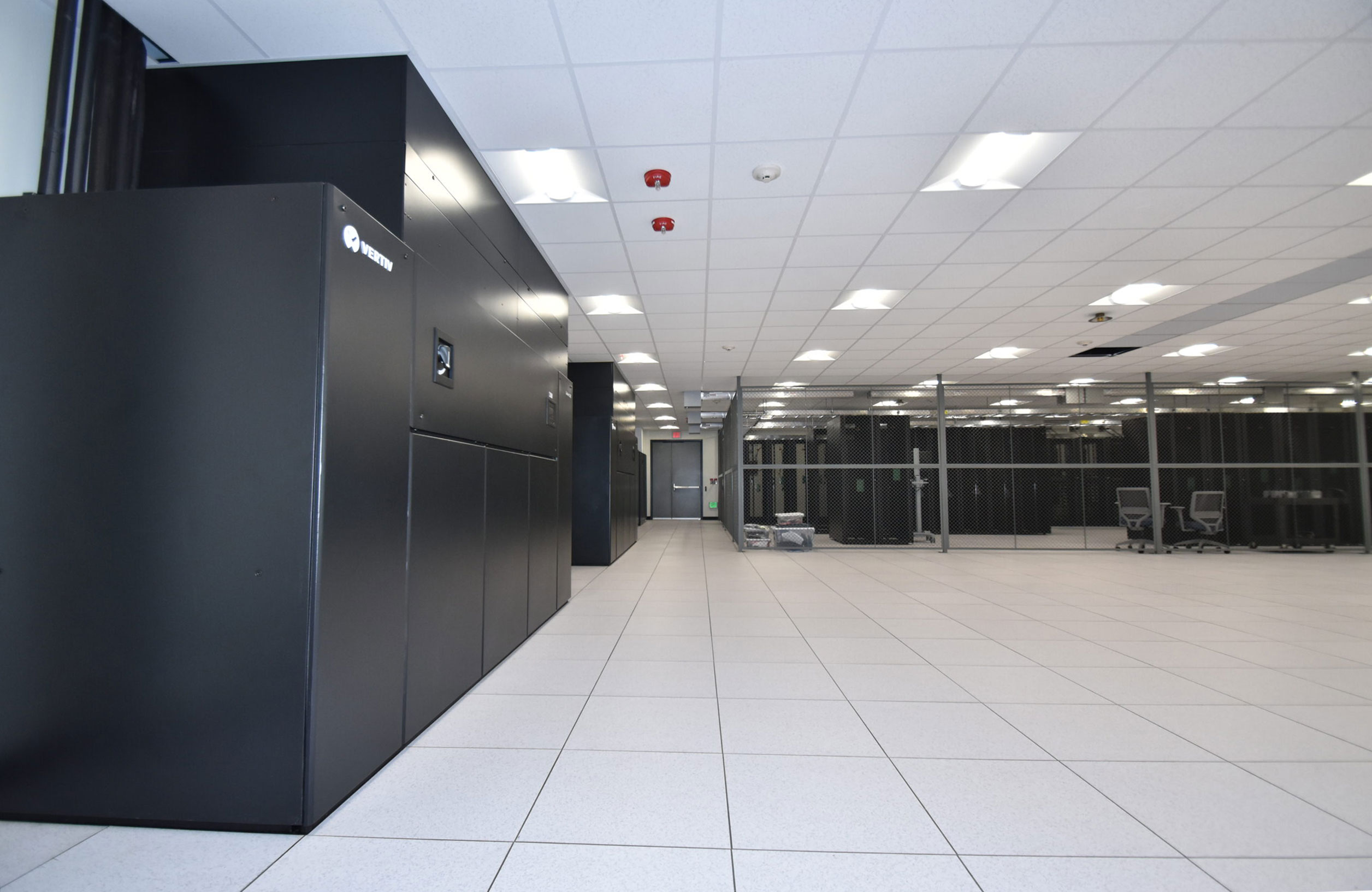 Data center built by Ondra-Huyett.